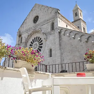 Apartament The Cathedral House, Bari