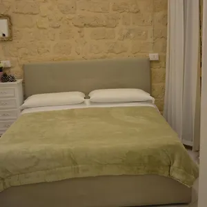 Dimora Del Carmine Bari