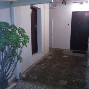 Apartament Interno 3, Bari